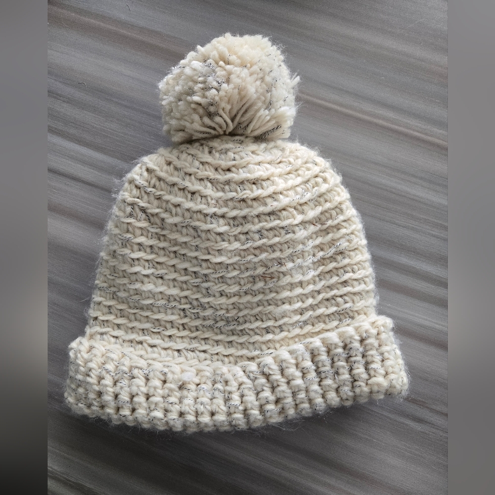 Universal Thread Kids Cream Knit Beanie with Pom-Pom
